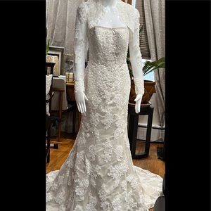 NEW DAVID’S BRIDAL WEDDING DRESS .OLEG CASSNI COLLECTIONS